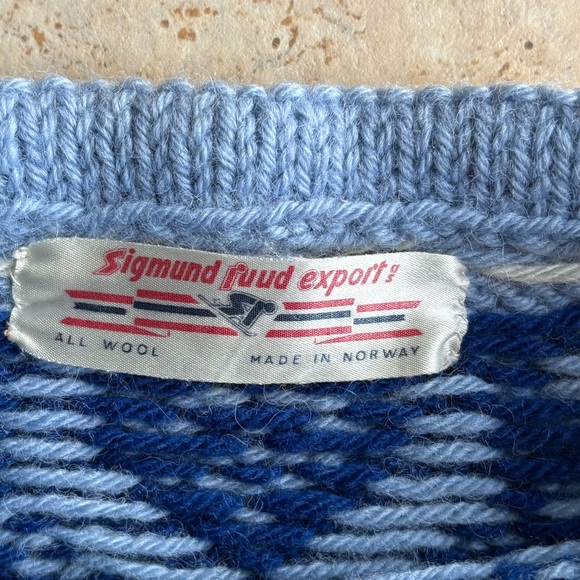 Vintage Fair Isle Sweater Size (M)? - Picture 4 of 5